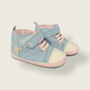 Surprize by Stride Rite Blue & White Top Sneaker